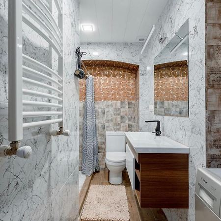 Lovely Dulcet Loft In Center Of Rustaveli Тбилиси Екстериор снимка